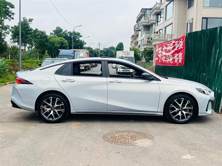 Фото 7 - GAC Trumpchi Empow R