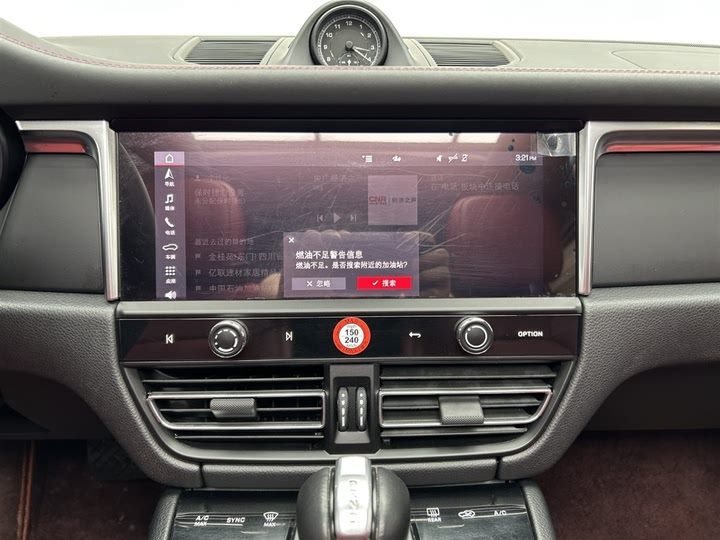 Фото 16 - Porsche Macan