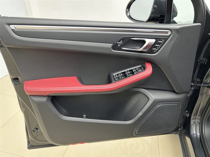 Фото 7 - Porsche Macan