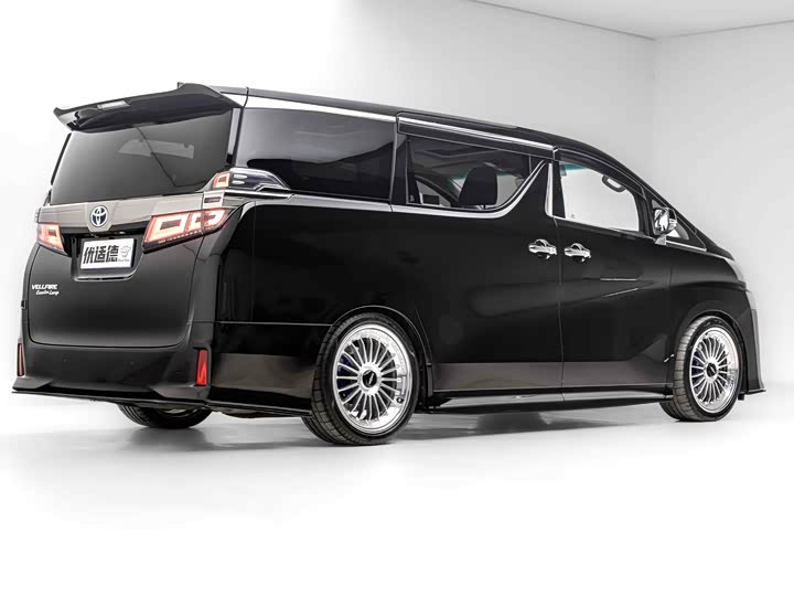 Фото 6 - Toyota Vellfire