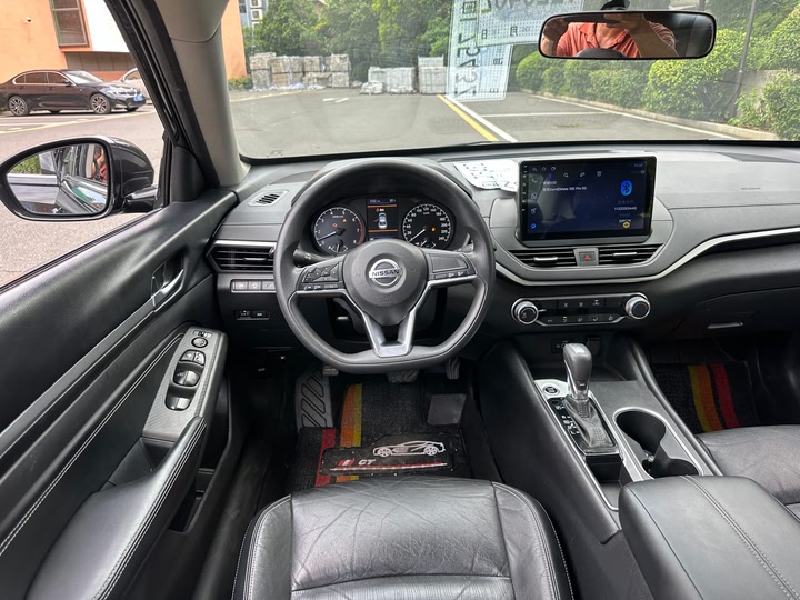 Фото 17 - Nissan Teana