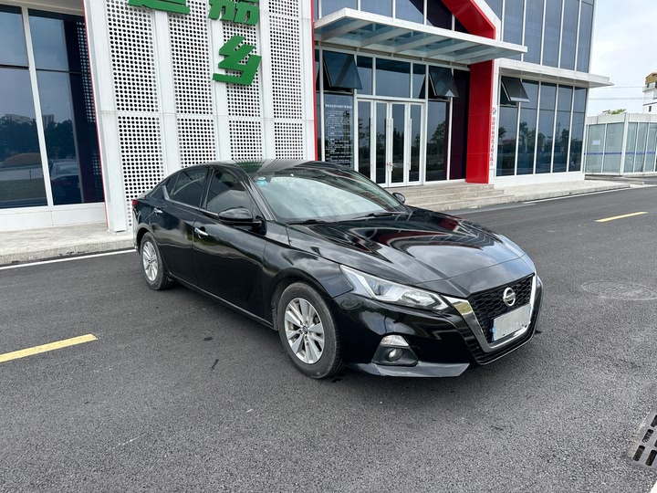 Фото 23 - Nissan Teana