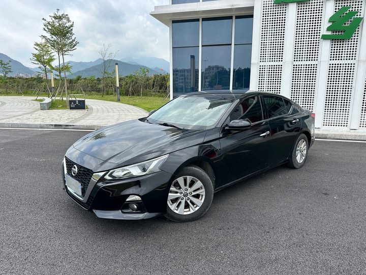 Фото 4 - Nissan Teana