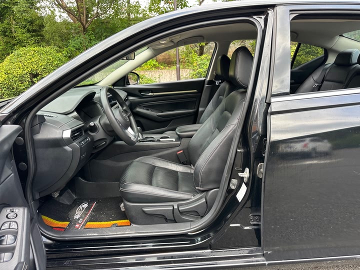 Фото 8 - Nissan Teana