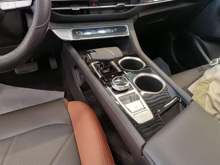 Фото 14 - Changan Eado Plus