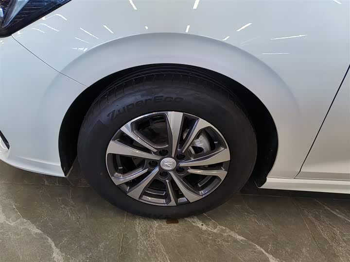 Фото 23 - Changan Eado Plus