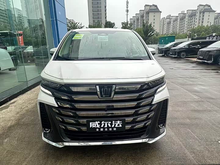 Фото 1 - Toyota Vellfire