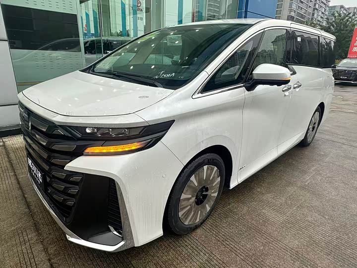 Фото 2 - Toyota Vellfire