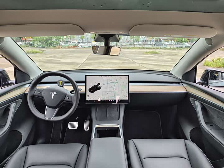 Фото 11 - Tesla Model Y