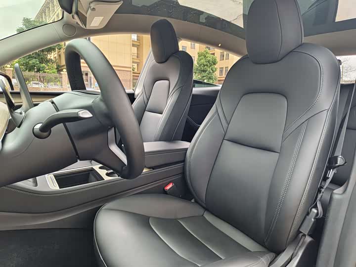 Фото 21 - Tesla Model Y