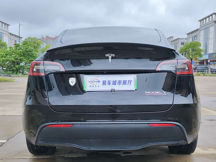 Фото 5 - Tesla Model Y