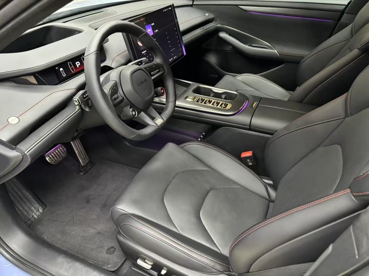 Фото 7 - Xiaomi SU7