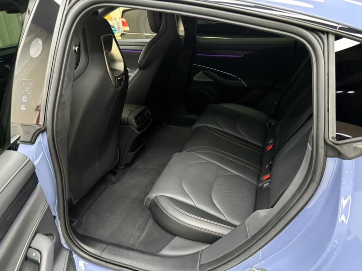 Фото 8 - Xiaomi SU7