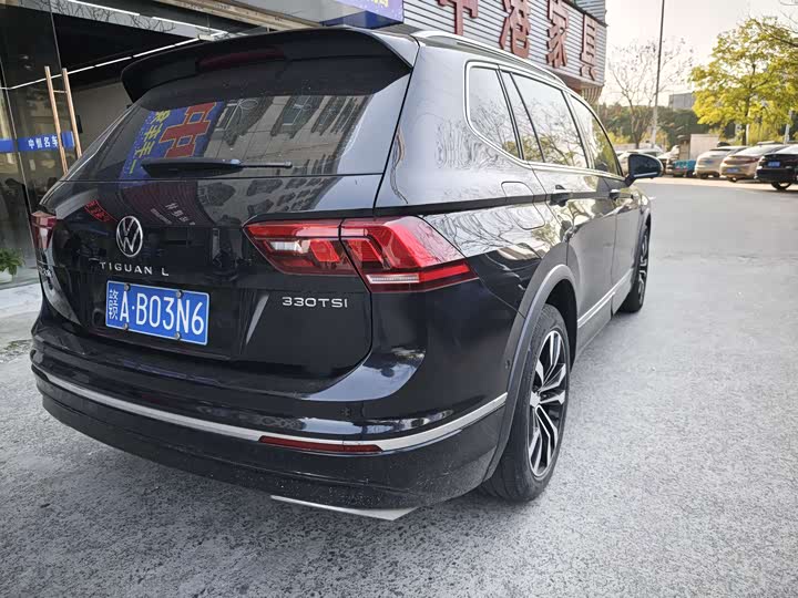 Фото 34 - Volkswagen Tiguan L Pro