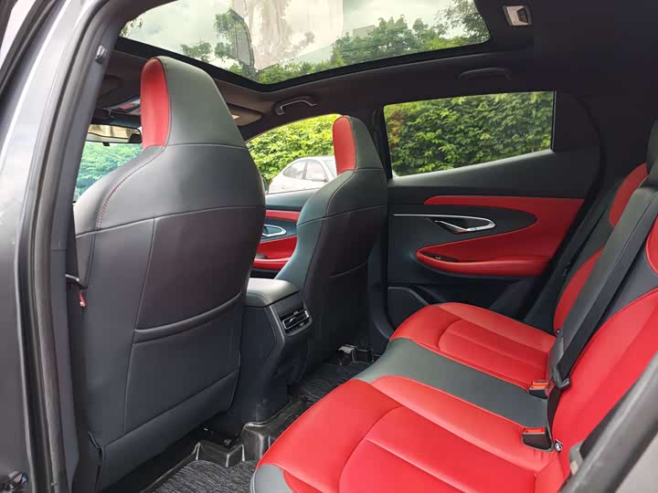 Фото 8 - Changan UNI-T