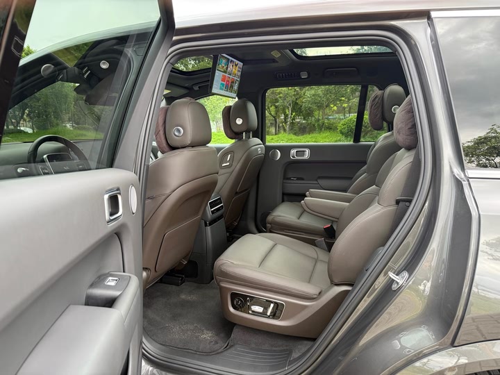 Фото 5 - LiXiang L9