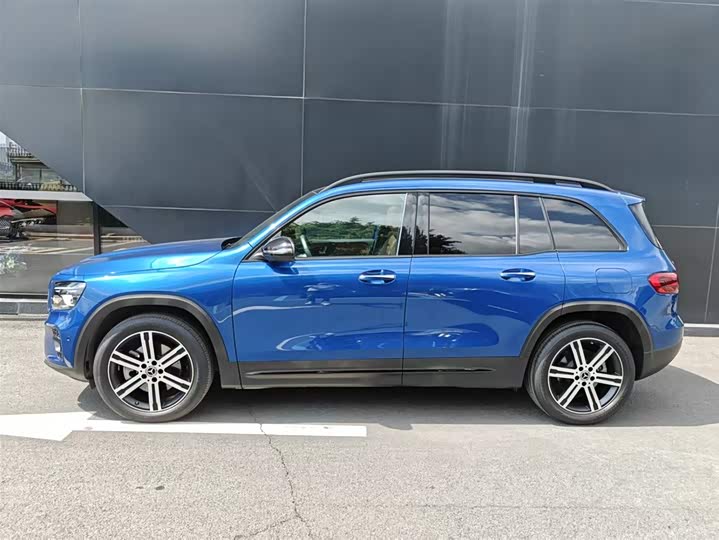 Фото 3 - Mercedes-Benz GLB-Class