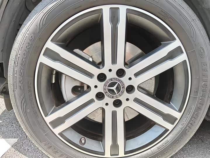 Фото 4 - Mercedes-Benz GLB-Class