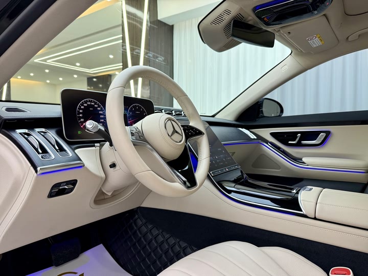 Фото 6 - Mercedes-Benz S-Class