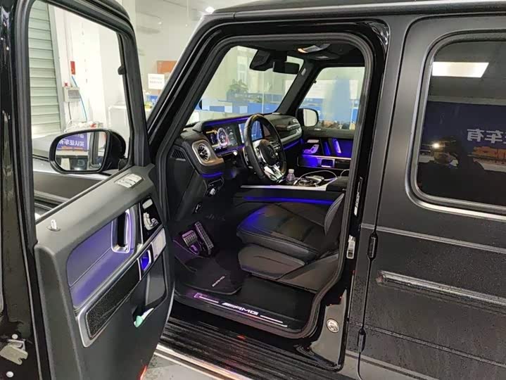 Фото 3 - Mercedes-Benz G-Class AMG