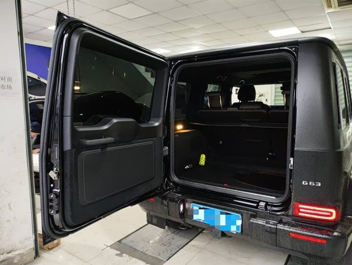 Фото 4 - Mercedes-Benz G-Class AMG