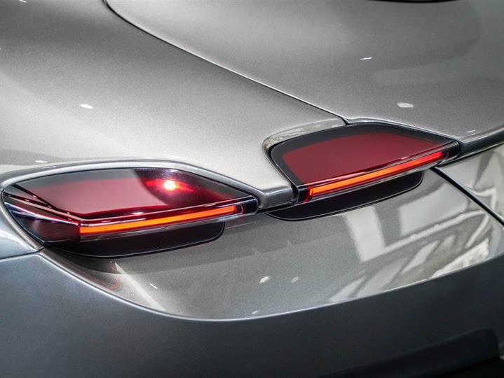 Фото 18 - Ferrari Roma