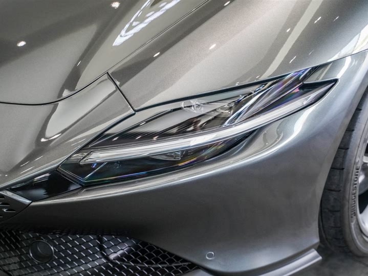 Фото 4 - Ferrari Roma