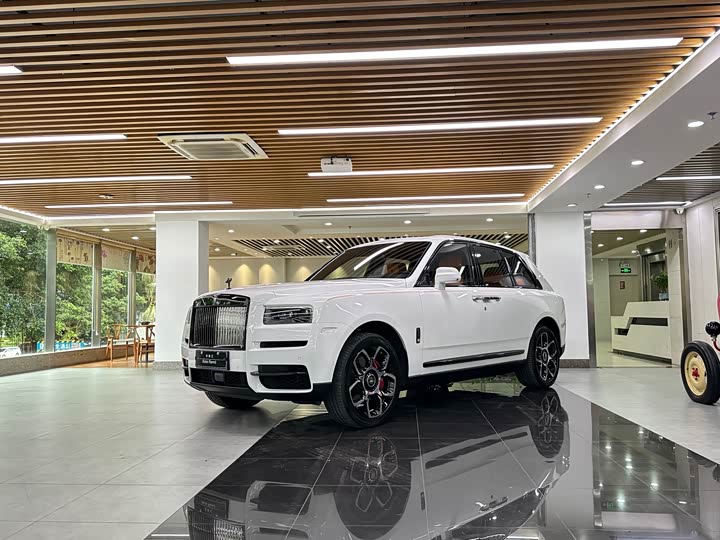 Фото 1 - Rolls-Royce Cullinan