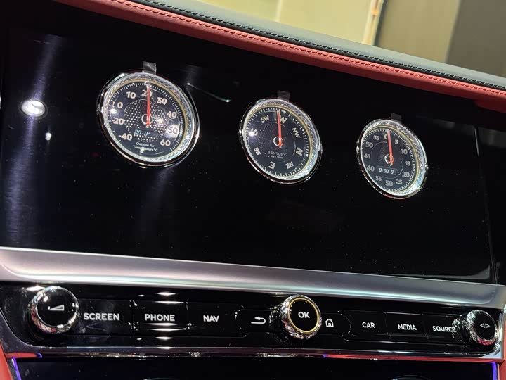 Фото 11 - Bentley Continental GT