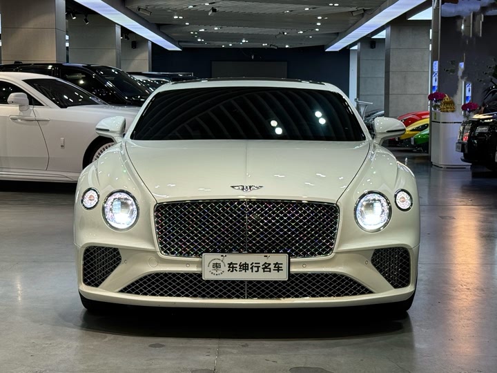 Фото 2 - Bentley Continental GT