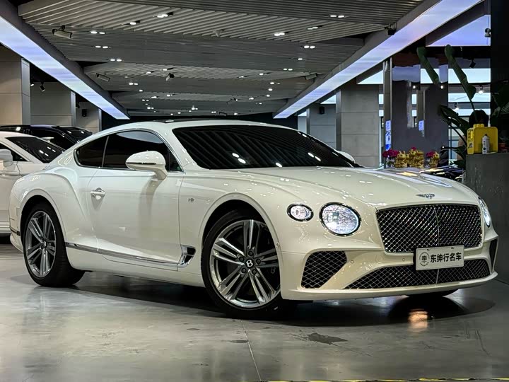 Фото 3 - Bentley Continental GT