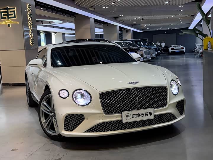 Фото 6 - Bentley Continental GT