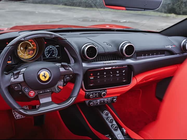 Фото 3 - Ferrari Portofino