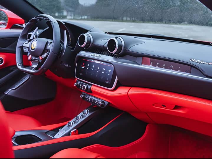 Фото 5 - Ferrari Portofino