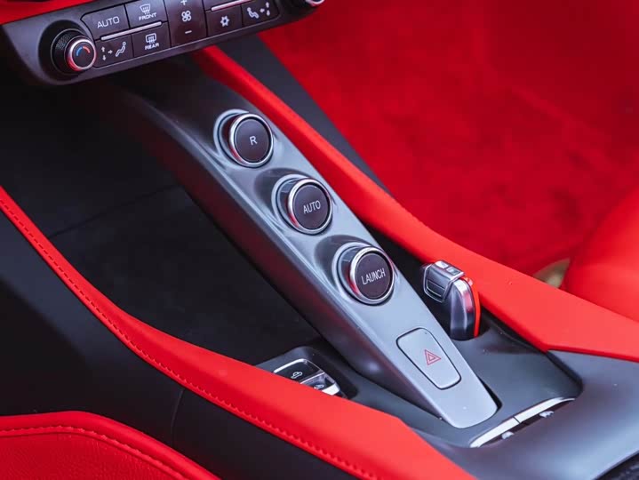 Фото 8 - Ferrari Portofino