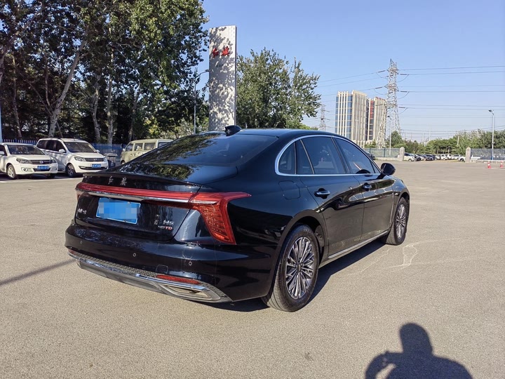 Фото 4 - Hongqi H5