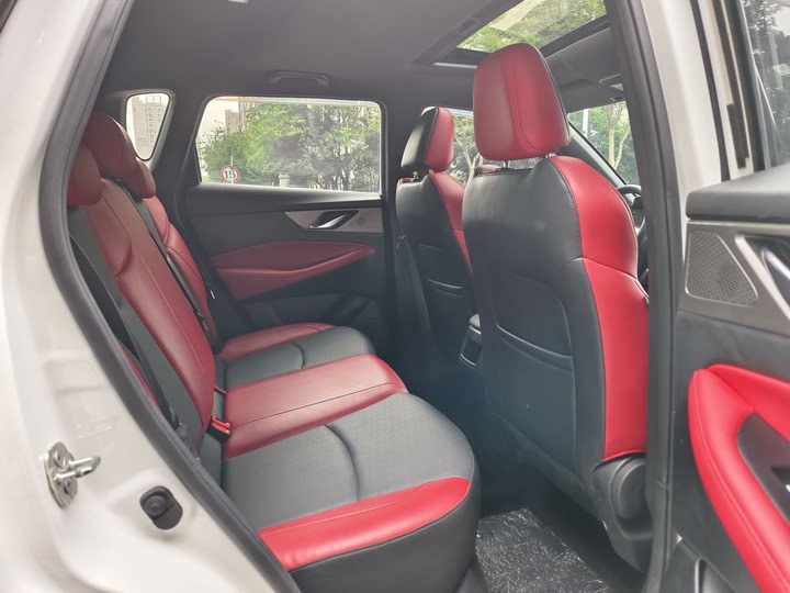 Фото 11 - Changan CS35 Plus