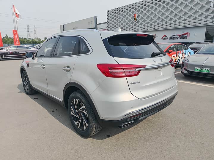 Фото 5 - Hongqi HS5