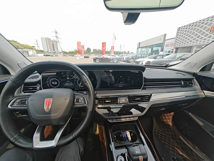 Фото 6 - Hongqi HS5