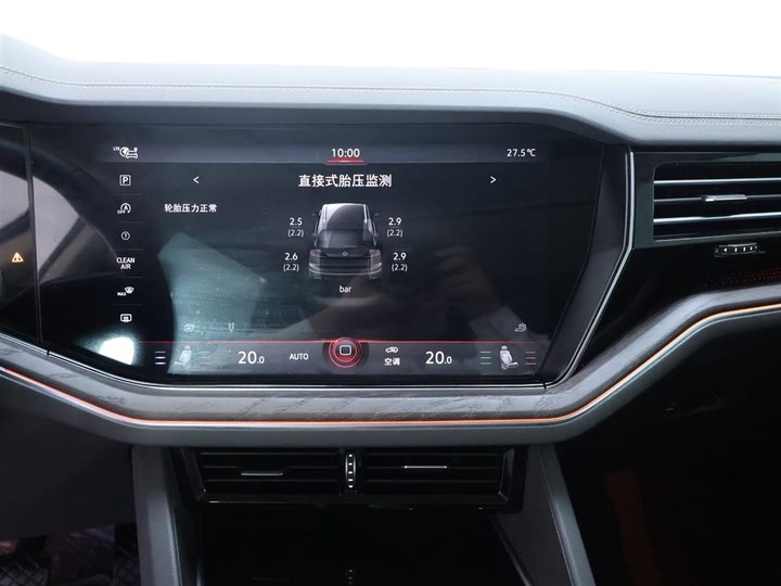 Фото 10 - Volkswagen Touareg