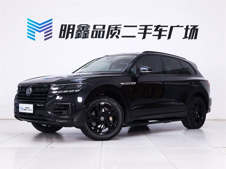 Фото 2 - Volkswagen Touareg