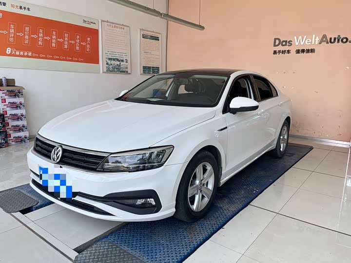 Фото 1 - Volkswagen Lamando L