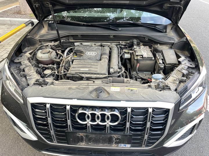 Фото 17 - Audi Q2L