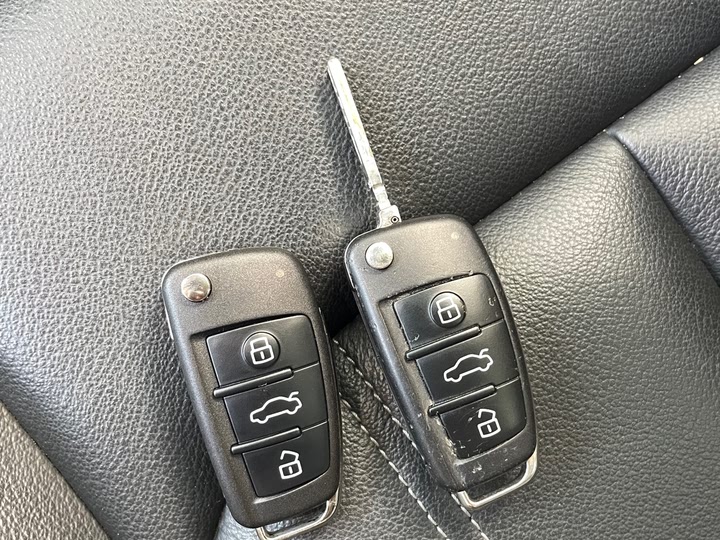 Фото 19 - Audi Q2L