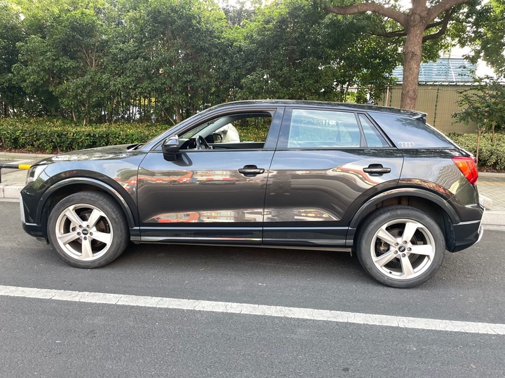 Фото 3 - Audi Q2L