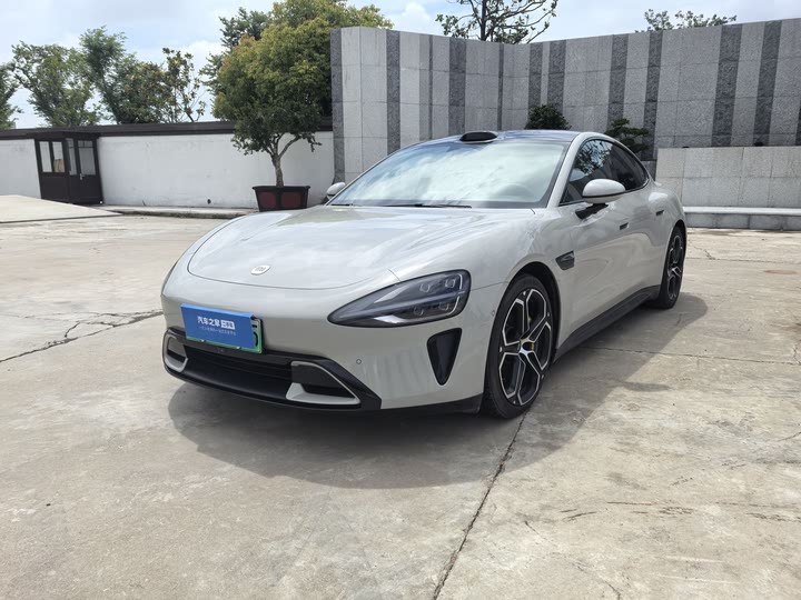 Фото 1 - Xiaomi SU7