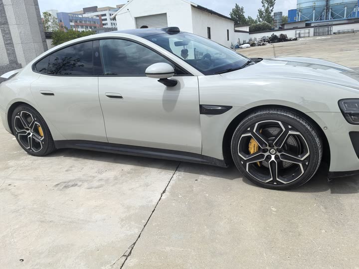 Фото 5 - Xiaomi SU7