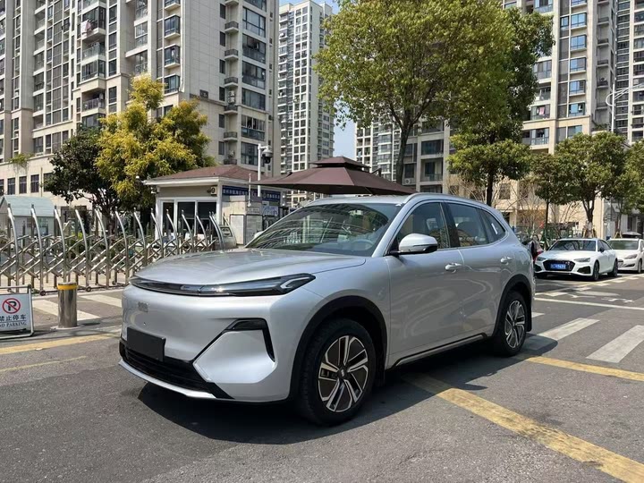 Фото 1 - Geely Galaxy Starship 7