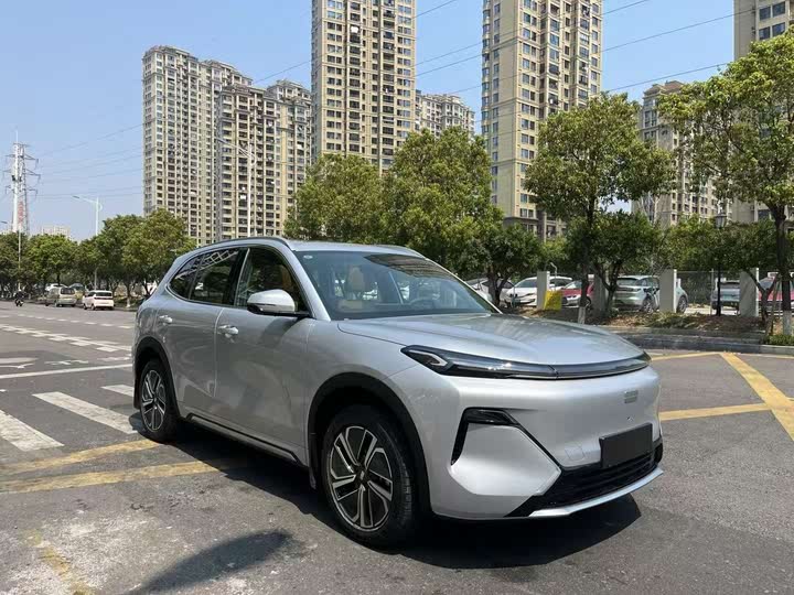 Фото 3 - Geely Galaxy Starship 7