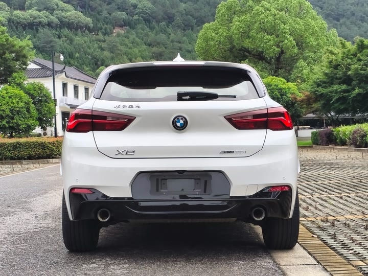 Фото 16 - BMW X2